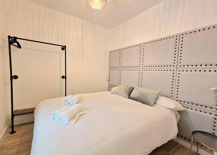 En El Centro Bajo A * Καντίζ