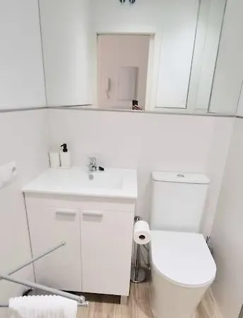 Apartman En El Centro Bajo A Cádiz