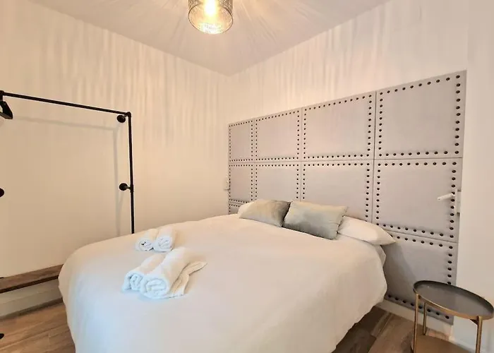 En El Centro Bajo A Кадис